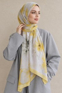 Related product image AFVENTE Shawls