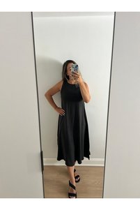 İlgili ürün resmi Flow Elbise
