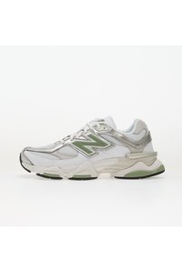 Related product image New Balance Sneakers
