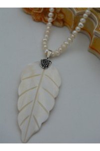 Related product image Stoneage Bijou Necklaces