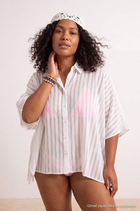 Related product image Trendyol Curve Shirts