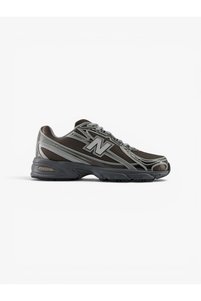 Related product image New Balance Sneakers