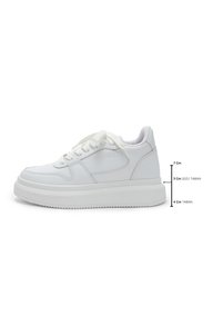 Related product image Mio Gusto Sneakers