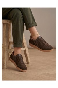 Related product image Venüs Sneakers