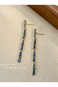 صورة المنتج ذات الصلة Take Two By Styli أقراط مرصعة