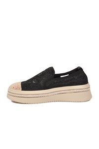 Related product image Voyager Flats