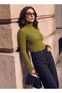 Related product image FAV Sweaters