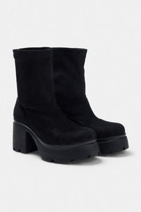 Related product image Trendyol Shoes Boots