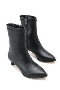 Related product image Riccon Boots