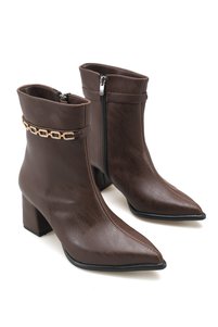 Related product image Riccon Boots