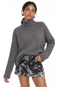 Related product image Hiccup Sweaters