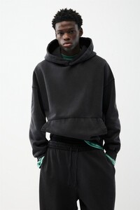 İlgili ürün resmi Pull & Bear Sweatshirt