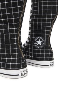 Imaginea produsului asociat Converse Sneakers