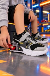 Related product image Muggo Sneakers