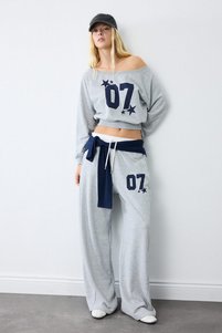 Related product image Defacto Sweatpants