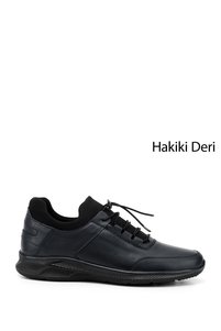 Related product image GÖNDERİ(R) Sneakers