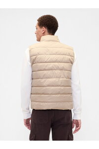 Related product image GAP Vests