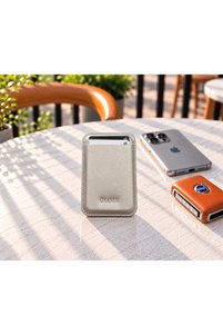 Related product image Grande Cardholders