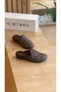 Related product image Ceyo Home Slippers