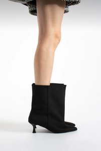 Related product image SHOEBELLAS Boots