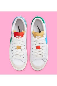 İlgili ürün resmi Nike Sneaker