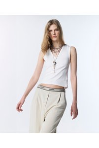 İlgili ürün resmi Twist T-Shirt