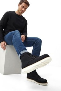 Related product image Zerenyus Boots