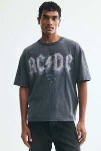 Related product image H&M T-Shirts