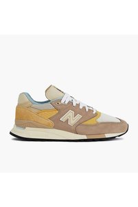 Related product image New Balance Sneakers