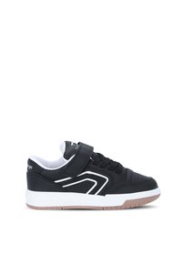 Related product image Slazenger Sneakers