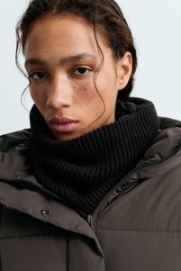 Related product image Oysho Neck Warmers