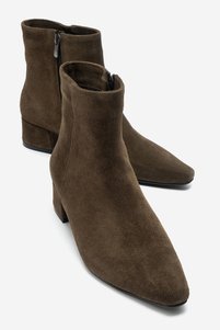 Related product image luvishoes Boots