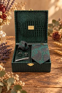 Related product image Kravatkolik Ties
