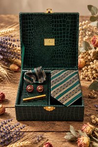 Related product image Kravatkolik Ties