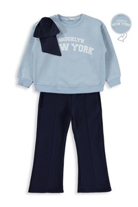 Related product image Civil Sweatsuit sets