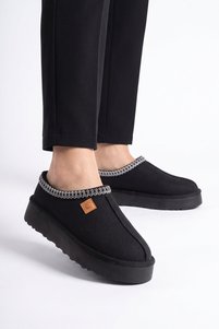 Related product image Pierre Cardin Walking Shoes
