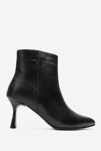 Related product image Dericlub Boots