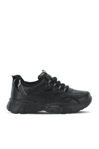Related product image Slazenger Sneakers