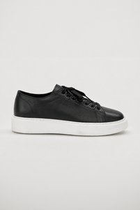 Related product image Morven Sneakers