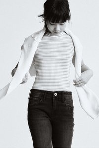 Related product image H&M Jeans