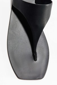 صورة المنتج ذات الصلة H&M صنادِل