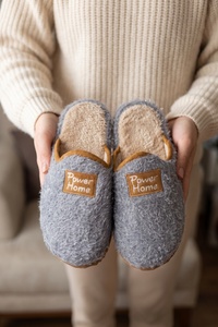 Related product image Moda Devrin Home Slippers