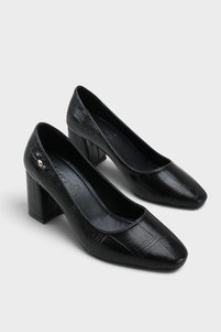 Related product image Capone Outfitters High Heels