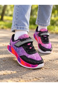 Related product image Trendline Sneakers