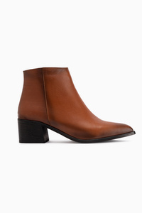 Related product image Limoya Boots