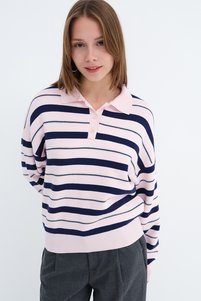 Related product image Addax Sweaters