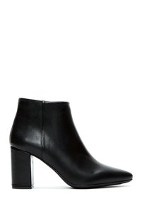 Related product image Derimod Boots