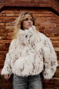 İlgili ürün resmi Bershka Mont