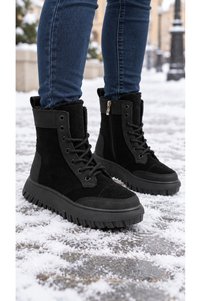 Related product image Trendline Boots