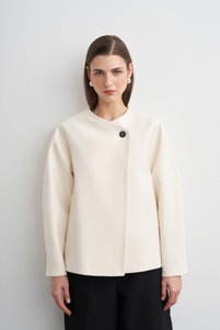 Related product image KADRİYE BAŞTÜRK Jackets